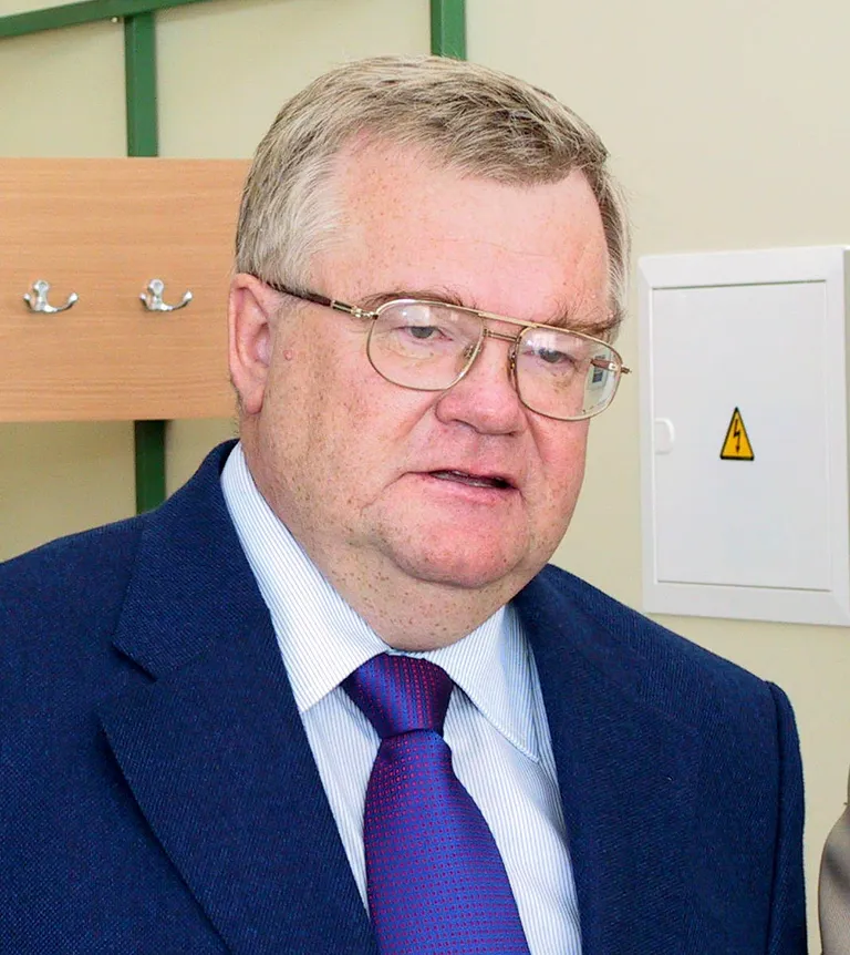 Эдгар Сависаар.