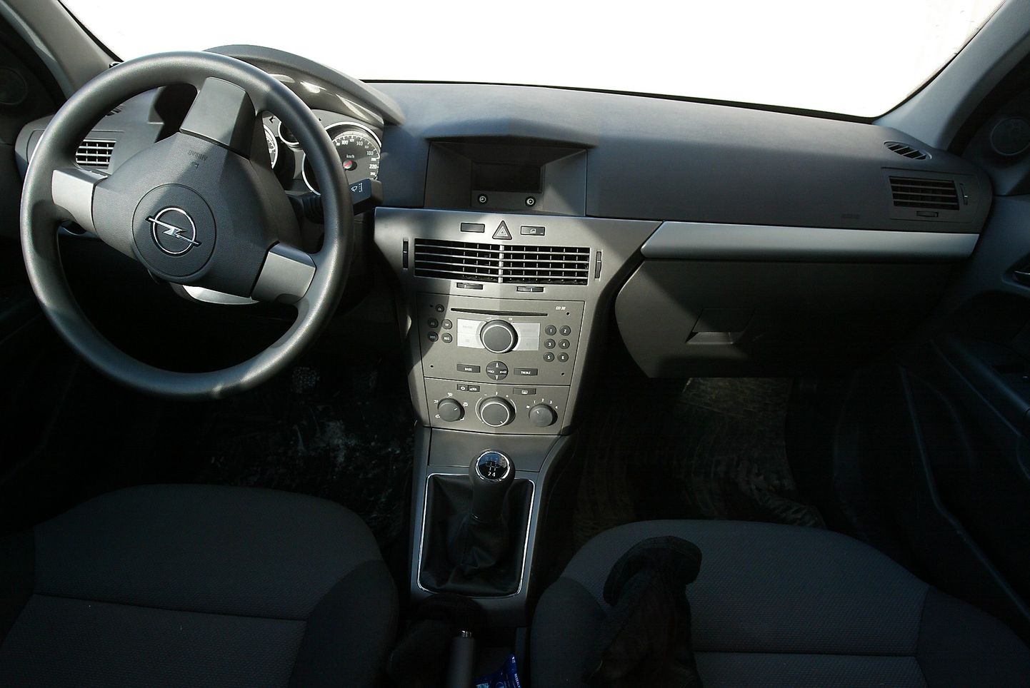 Ärandatud Opel Astraga tehti Tartus lustisõitu. Pilt on illustratiivne.