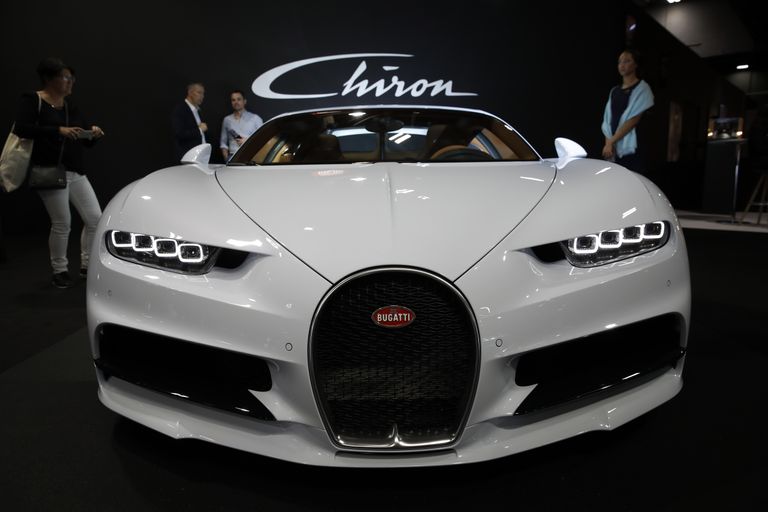 3 miljonit dollarit maksev Bugatti Chiron.