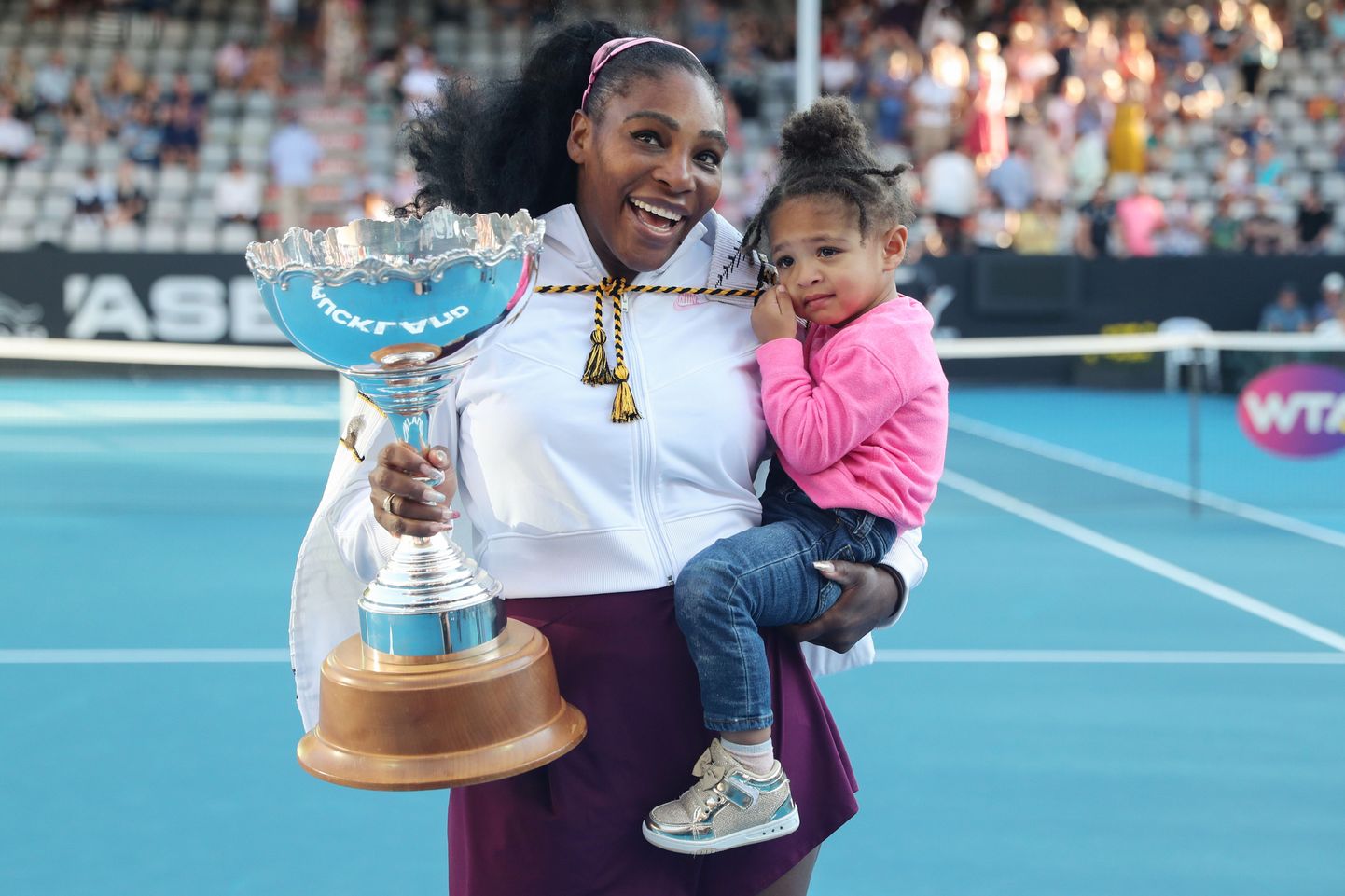Serena Williams koos tütre Alexis Olympiaga käesolev aasta alguses Austraalias.