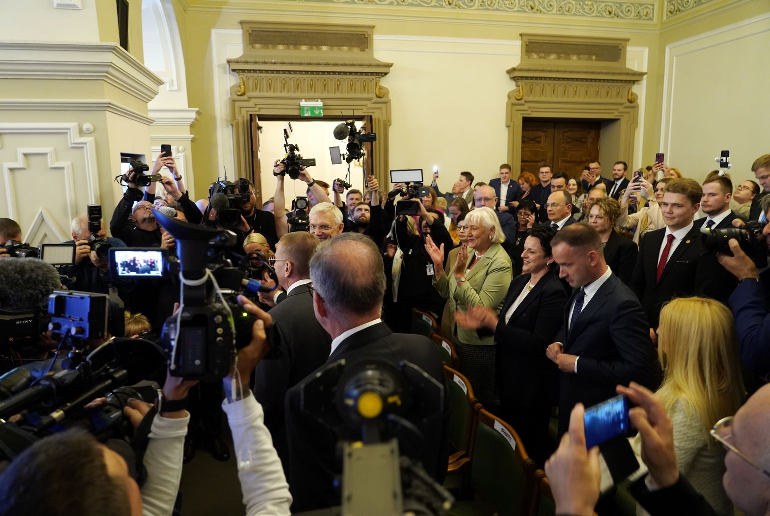Saeimas ārkārtas sēde, kuras laikā tiek ievēlēts jaunais Valsts prezidents Edgars Rinkēvičs.