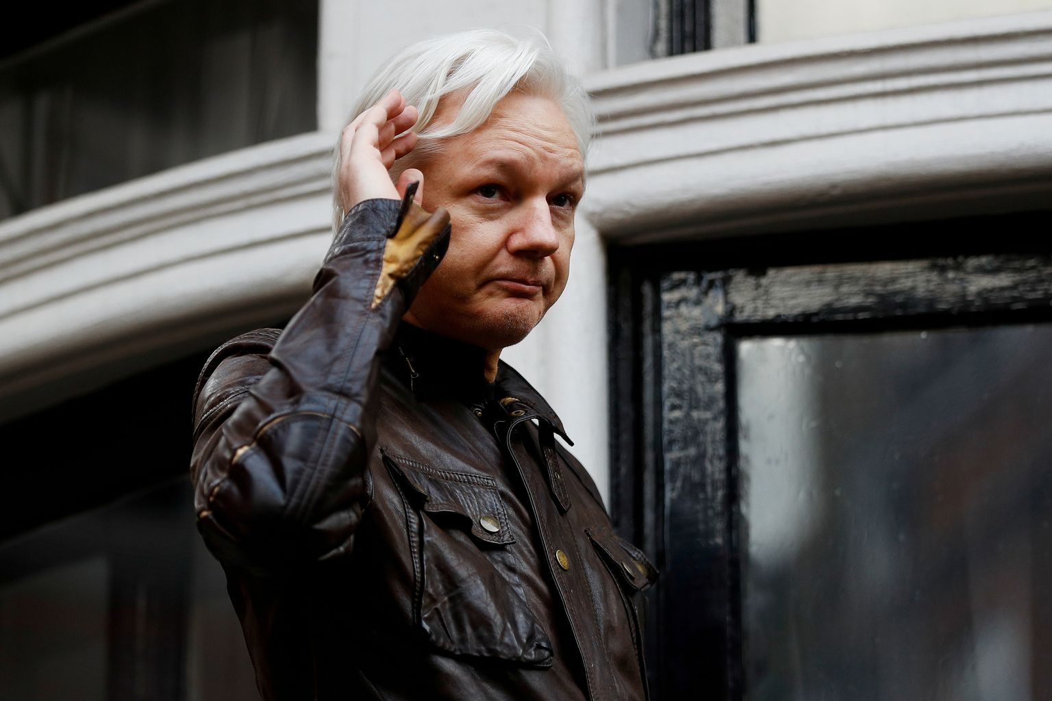 Vietnes "WikiLeaks" dibinātājs Džūljens Asanžs
