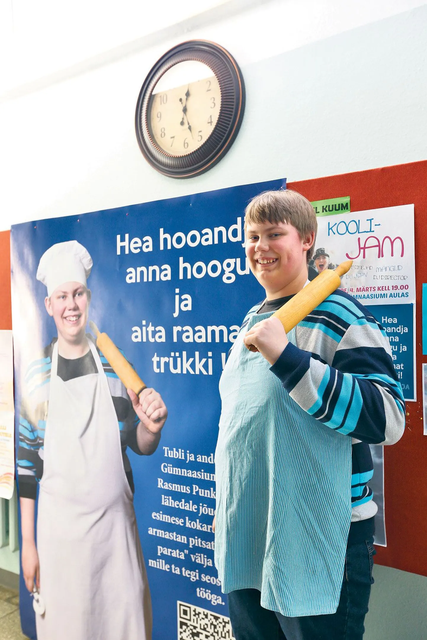 Elva gümnaasiumi 11. klassi poiss Rasmus Punkar annab peagi välja oma pitsadest tulvil kokaraamatu.