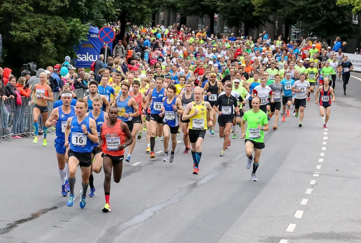 Tavapäraselt on eri jooksuvõistlustel rohkelt rahvast. Pärnu muulijooksule pääseb aga kuni 100 last ja niisama palju põhijooksul osalejaid.