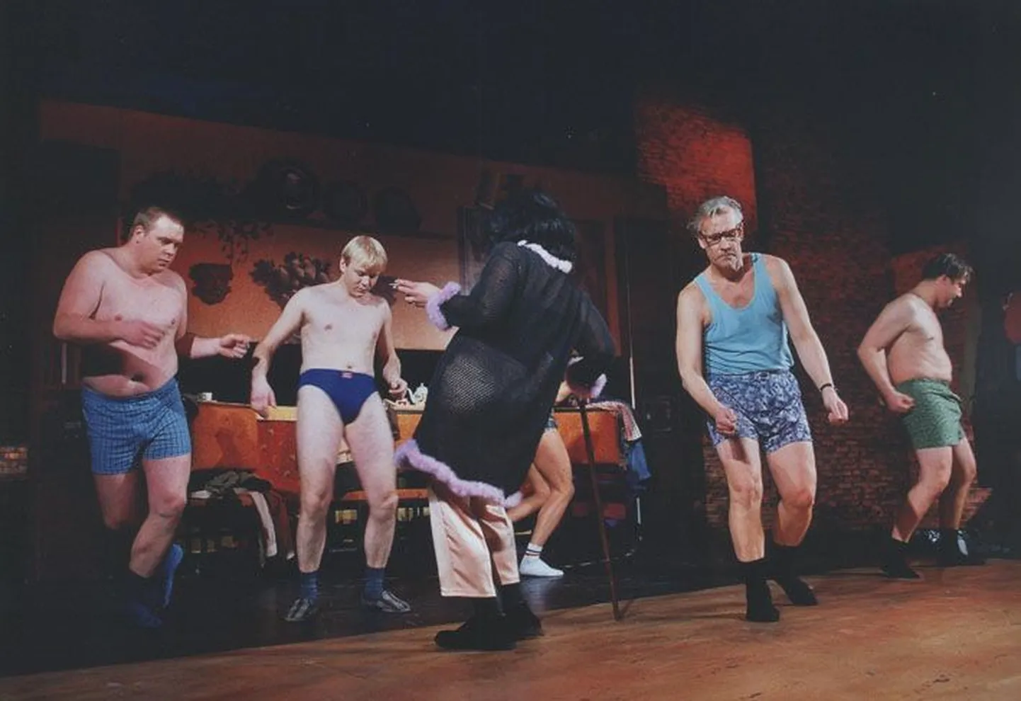 Rakvere teatri soojalt humoorikas “Täismäng” oli aastaid nii suurte kui 
ka väikeste Eesti paikade teatripubliku lemmik, mida käidi vaatamas 
mitugi korda.