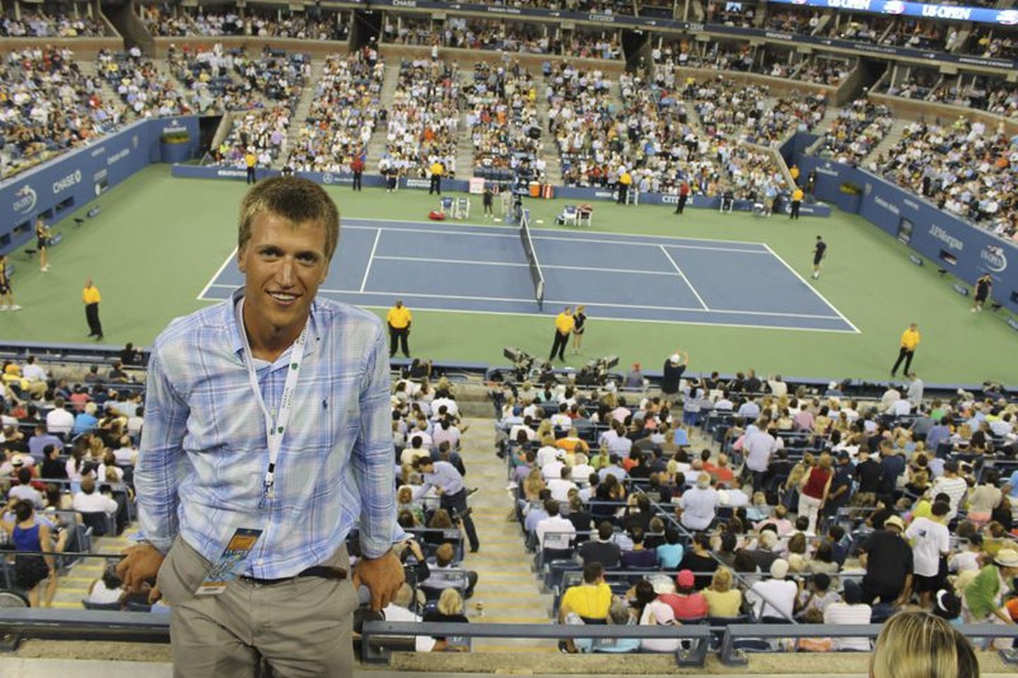 Siim Tuus US Openi peaväljakul New Yorgis Roger Federeri mängu ajal.