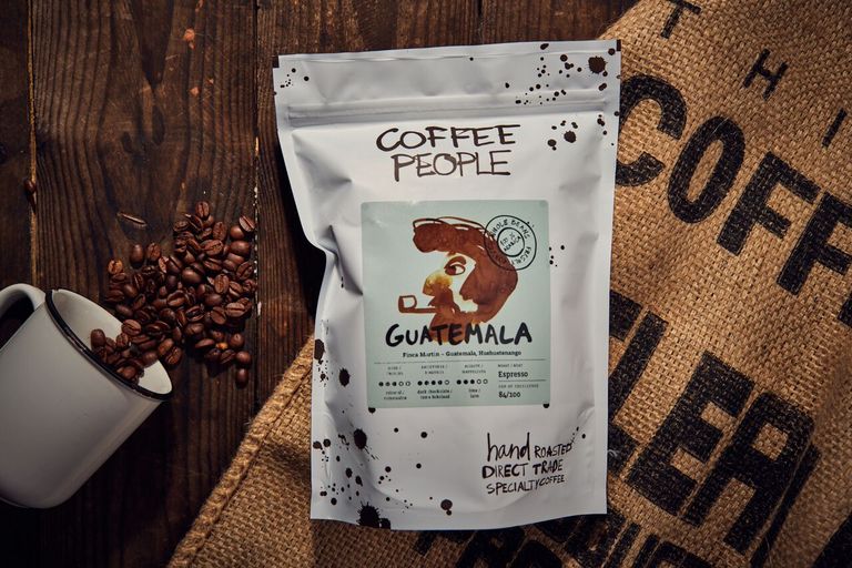 Üks Coffee People’i püsivalikus olevatest kohvidest on Guatemalast. Kohvifarmerid tegelevad ühtlasi ka mesindusega.