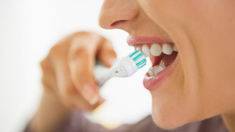 Hambaarst avaldab tervete hammaste saladuse