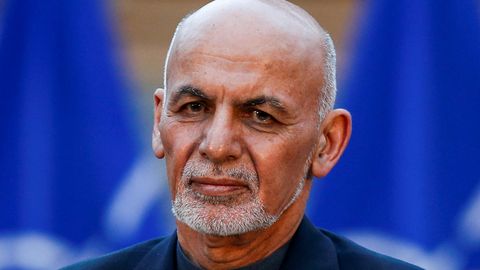 Afganistani president vabastab 2000 Talibani vangi