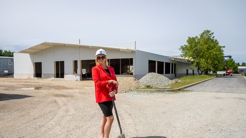 Saaremaa tarbijate ühistu uus köögihoone saab nurgakivi