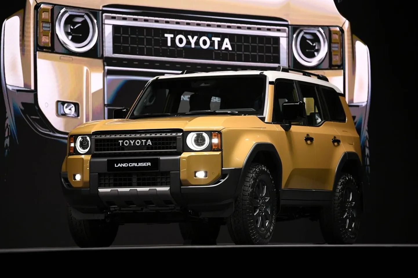 Uus vanamoeline Land Cruiser