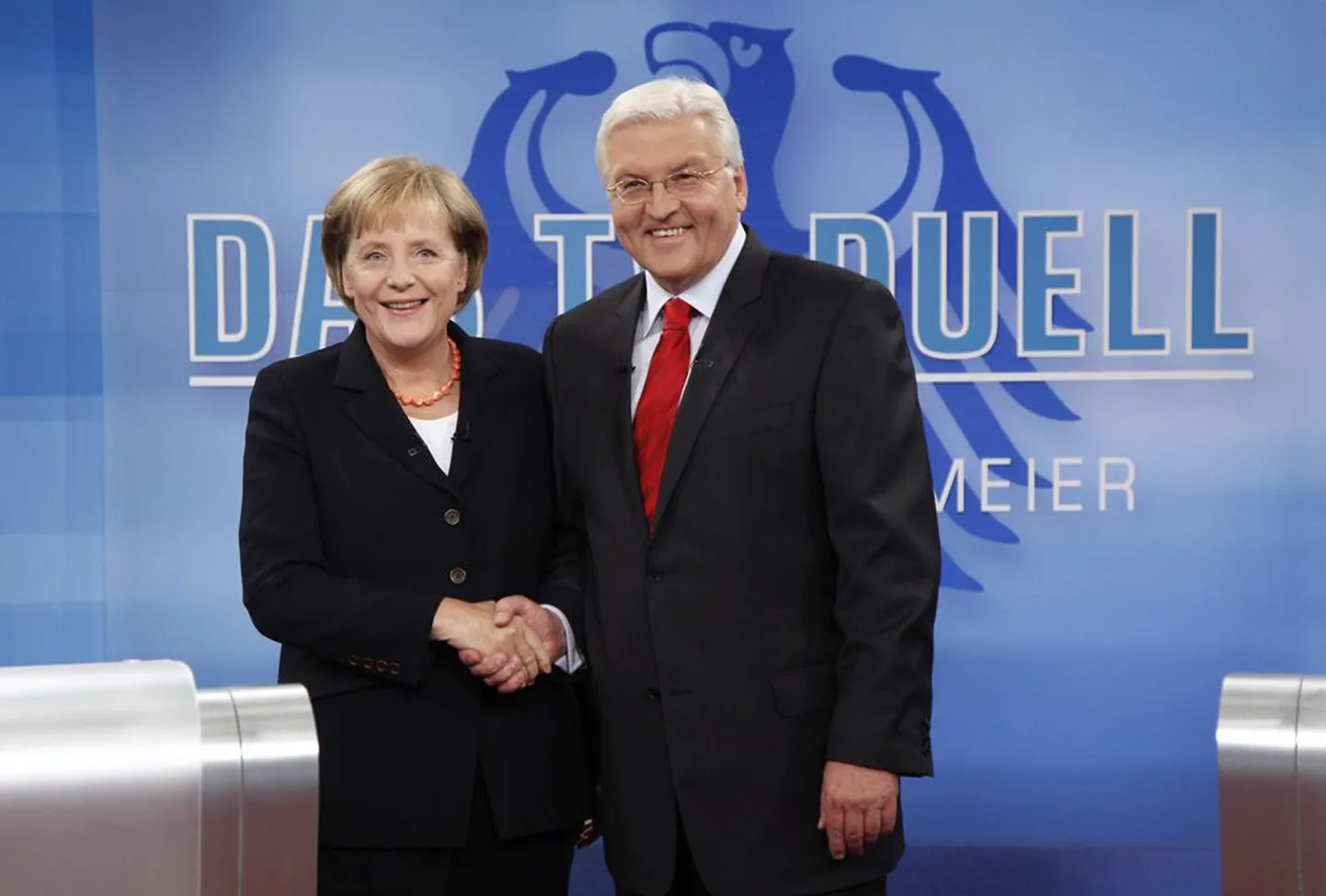 Merkel ja Steinmeier telestuudios.