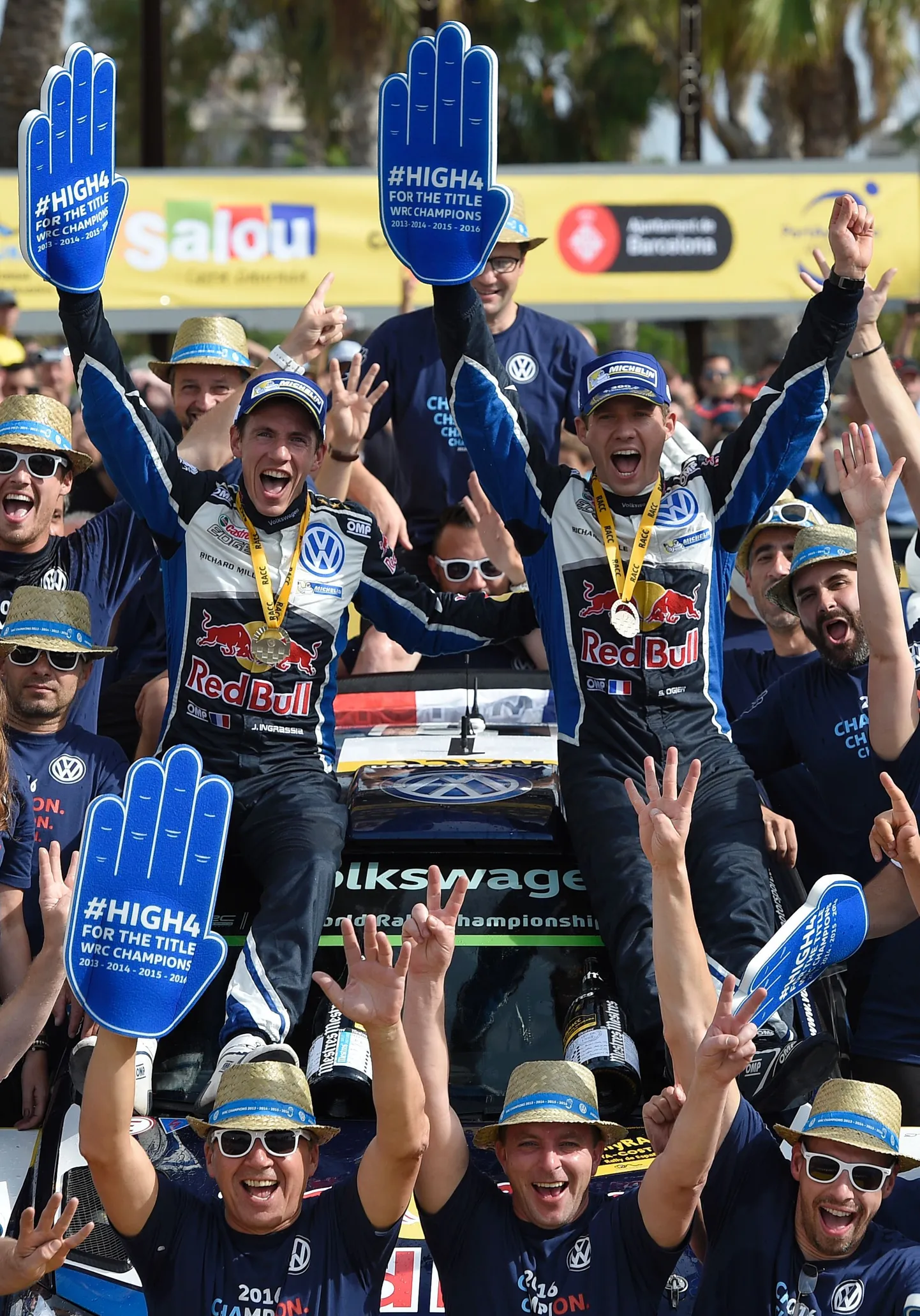 Viimasel neljal hooajal autoralli MM-sarja valitsenud Sebastien Ogier (paremal) ja tema kaardilugeja Julien Ingrassia võistlusvorme kaunistasid kõige suuremalt just Red Bulli logod. Sama trend jätkub nende puhul tuleval hooajal ka M-Spordi meeskonnas sõites.