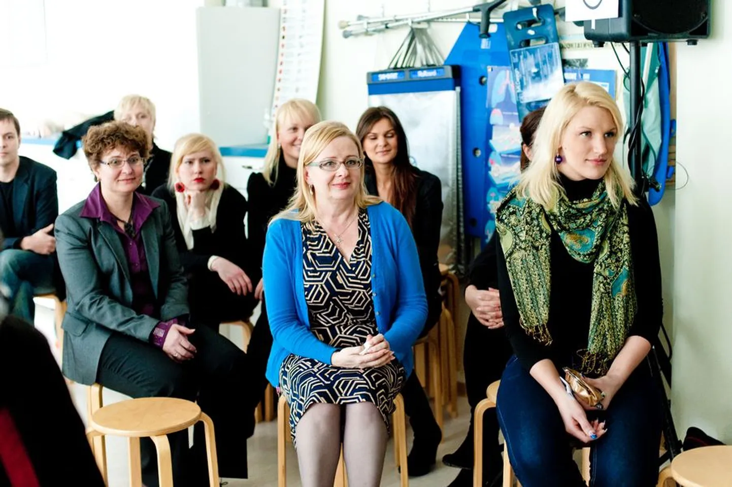 Täna toimus Tallinna Tervishoiu Kõrgoolis «Ühikarottide» uue hooaja pressiesitlus. Kohal olid nii saate produtsent Tuuli Roosma, kõik üheksa uut näitlejat ning loomulikult Ühikamutt Salme.
