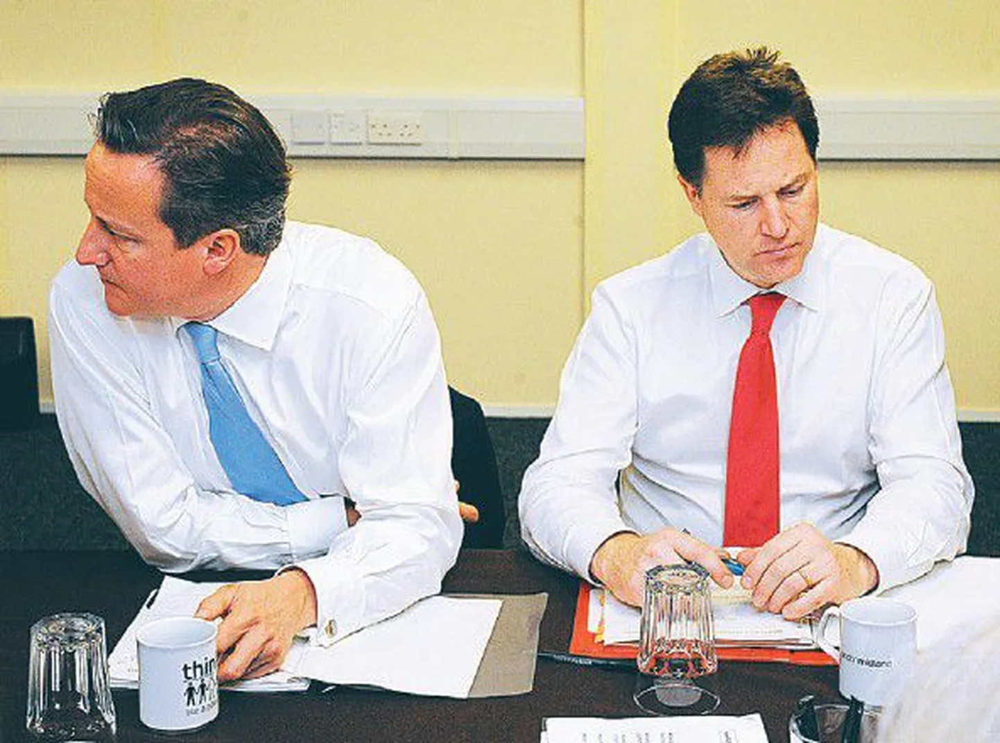 Briti peaminister David Cameron (vasakul) ja asepeaminister Nick 
Clegg.