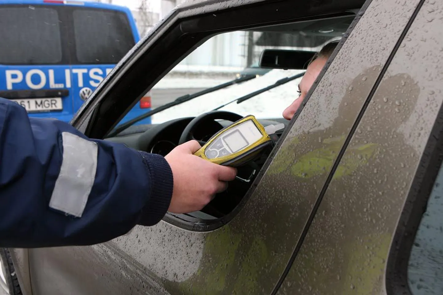 Politsei kontrollis Võhmas 240 juhti.