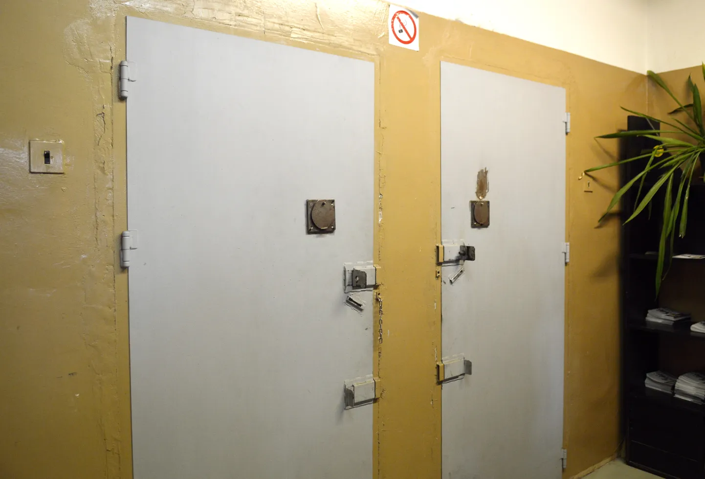 Valsts policijas Rīgas reģiona pārvaldes Rīgas Ziemeļu iecirkņa telpas ēkā Allažu ielā 2.