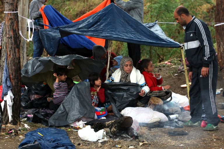 Sügisilmade lähenemisega on pagulaste olukord Makedoonia-Kreeka piiril muutunud äärmiselt keeruliseks.