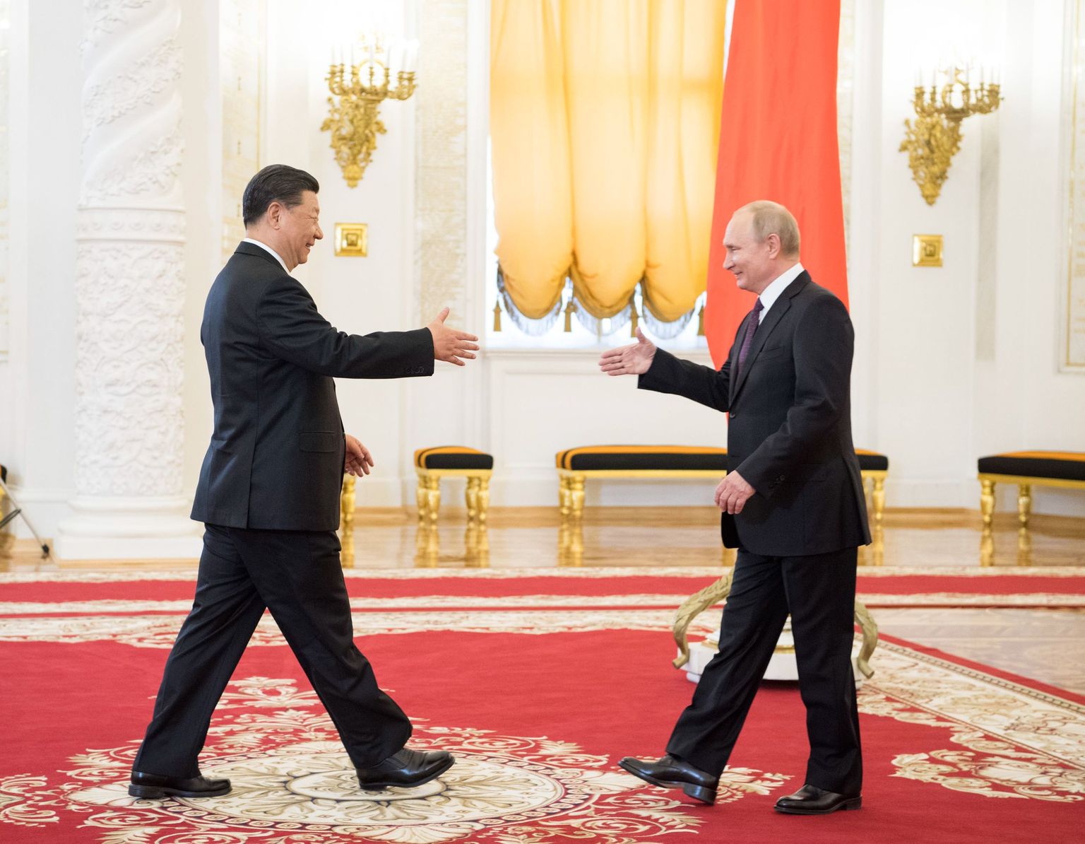 Hiina president Xi Jinping (vasakul) ja Vene ametivend Vladimir Putin.