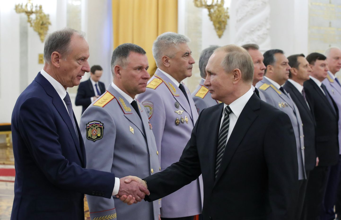 Vene president Vladimir Putin kolmapäeval Kremlis kohtumisel kõrgete sõjaväelaste ja riigiametnikega.