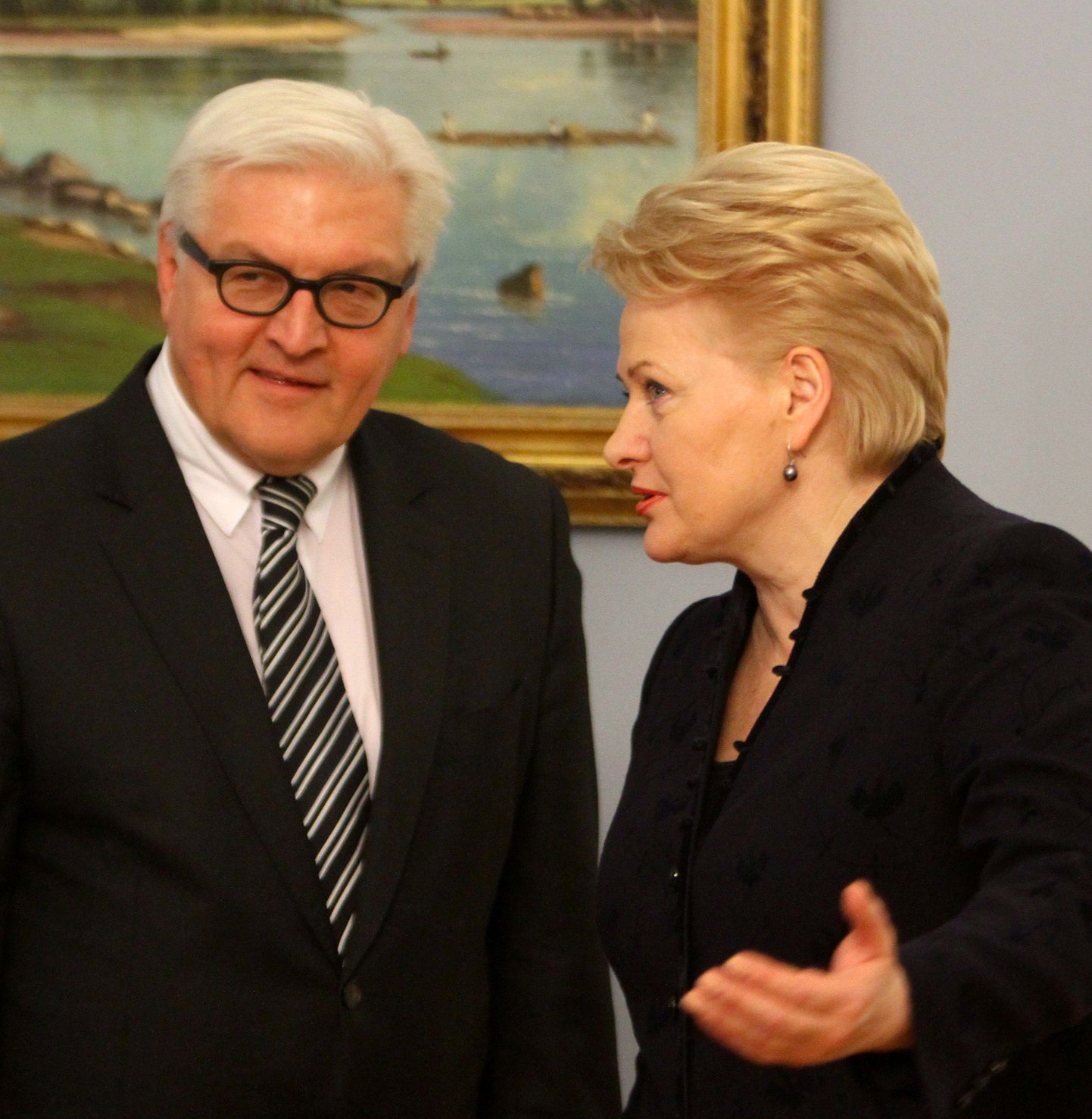 Frank Walter Steinmeier kohtus Leedu presidendi Dalia Grybauskaitėga.