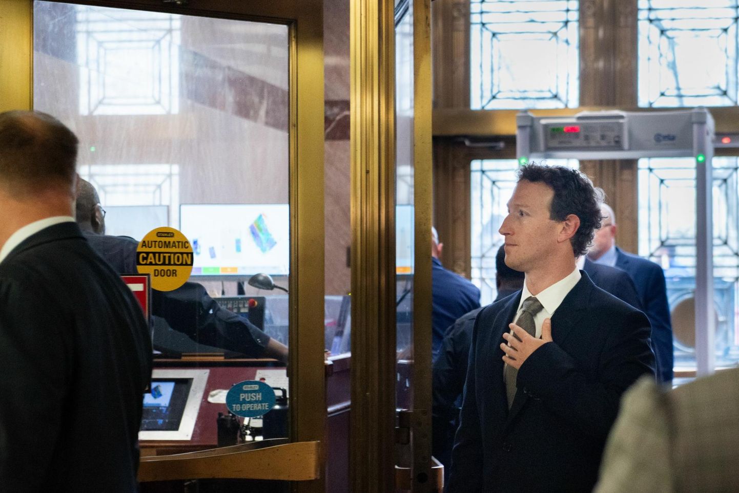 Meta asutaja ja tegevjuht Mark Zuckerberg käis eelmisel nädalal USA parlamendi ülemkojas selgitusi andmas.