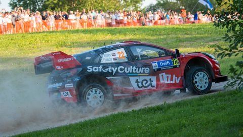 Seska ekipāža ERC Skandināvijas rallijā pēc astoņiem ātrumposmiem ceturtā