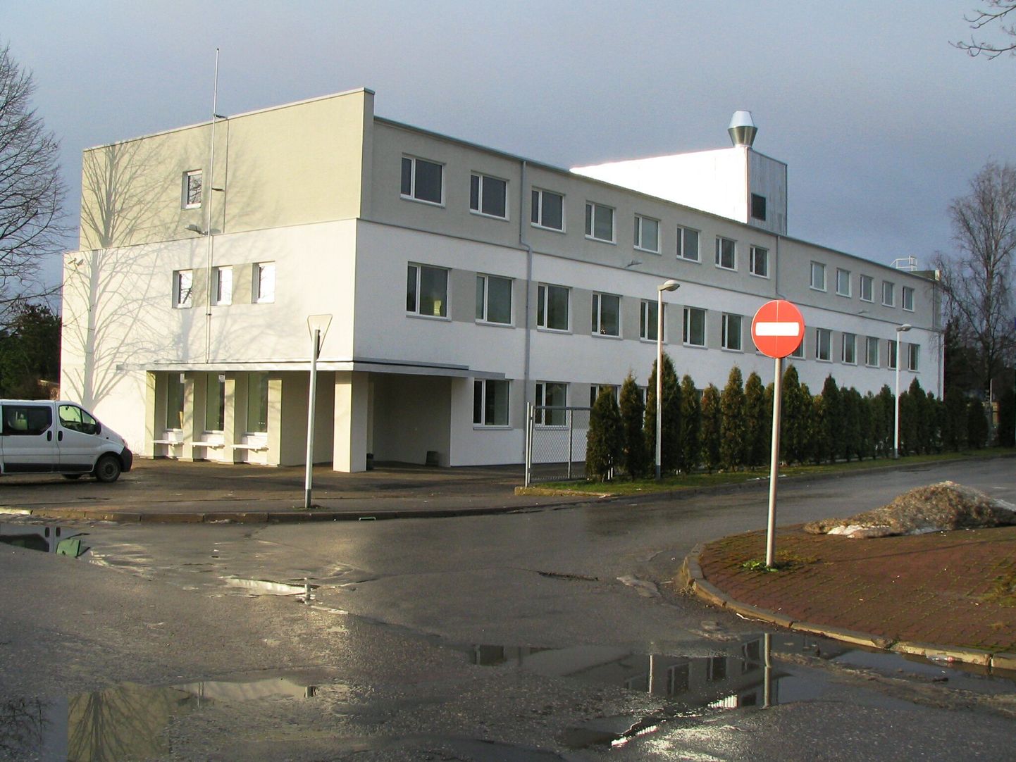 Maksuametnike kontor koliti Riia maanteele tollikeskusega sama katuse alla