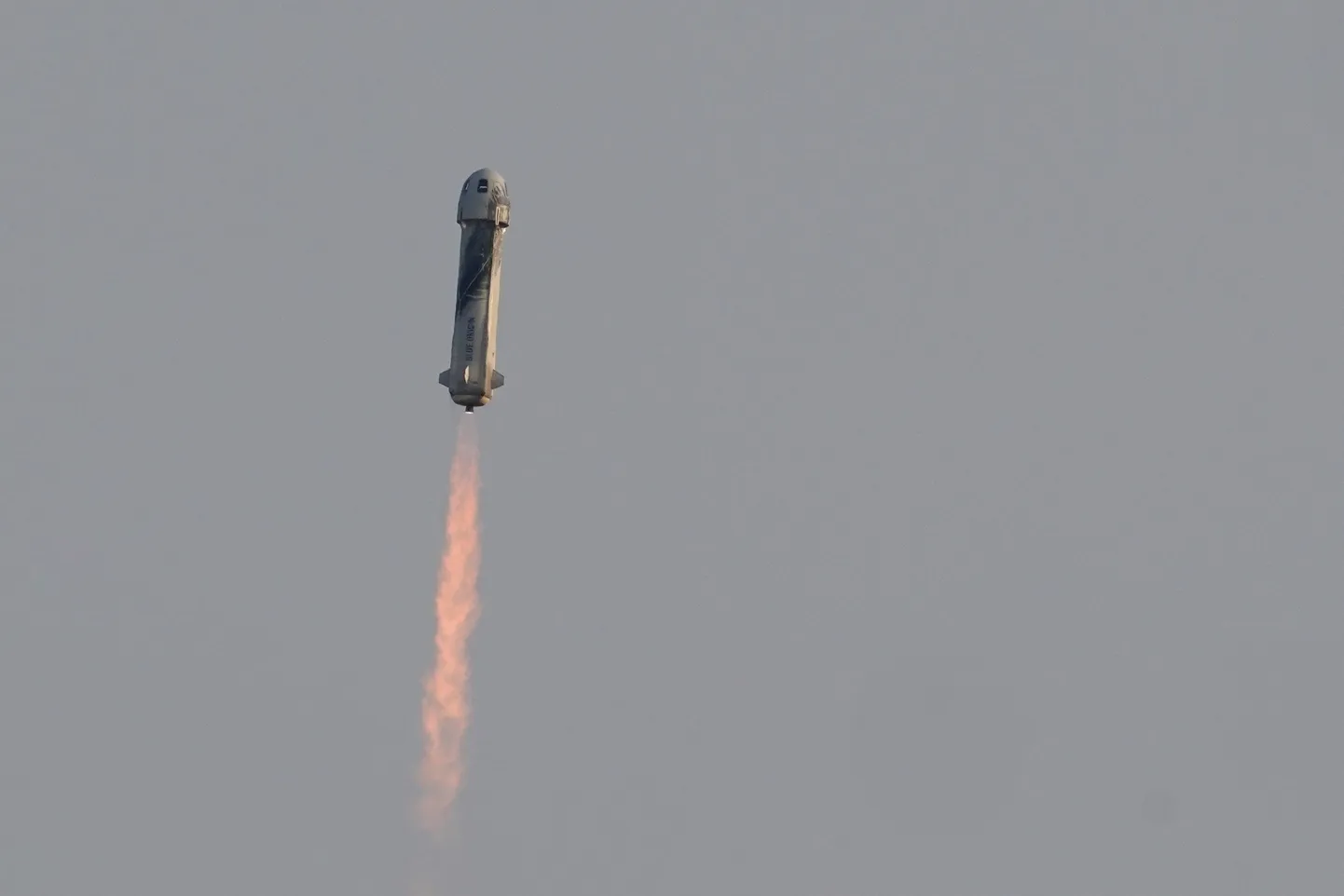 Jeff Bezose kosmosefirma Blue Originsi New Shepard rakett, millega kosmoseturiste üles lennutatakse