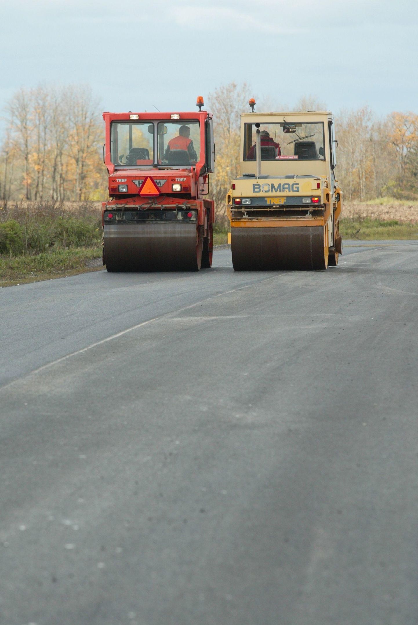 Riik toetab kohalike teede parandamist tänavu seitsme miljoni euroga.