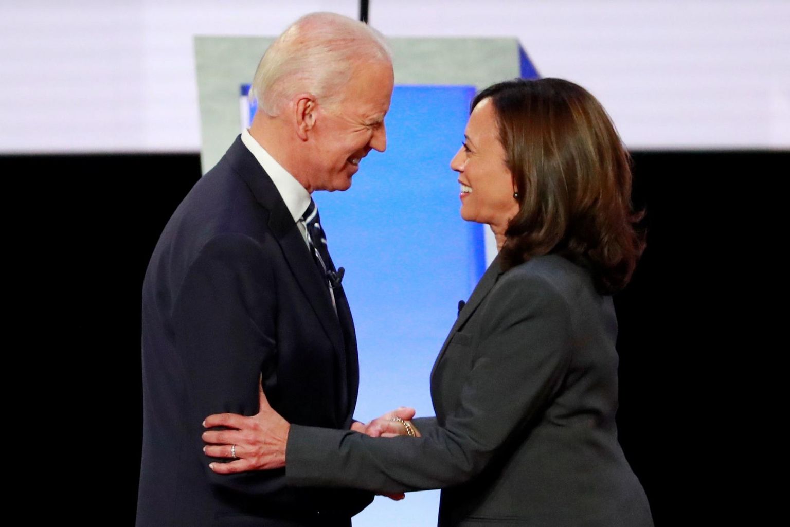 Joe Biden ja Kamala Harris eelmisel aastal toimunud demokraatide debati eel. Nüüd püüab see tandem Donald Trumpi Valgest Majast minema kihutada. 