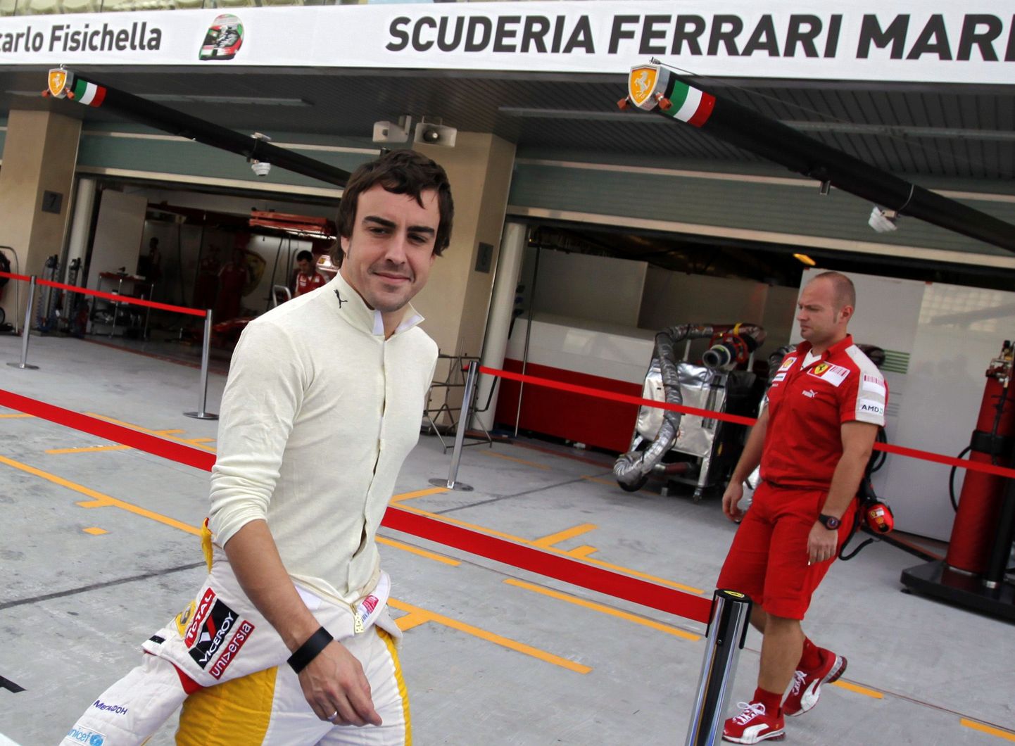 Fernando Alonso külastas Ferrari meeskonda