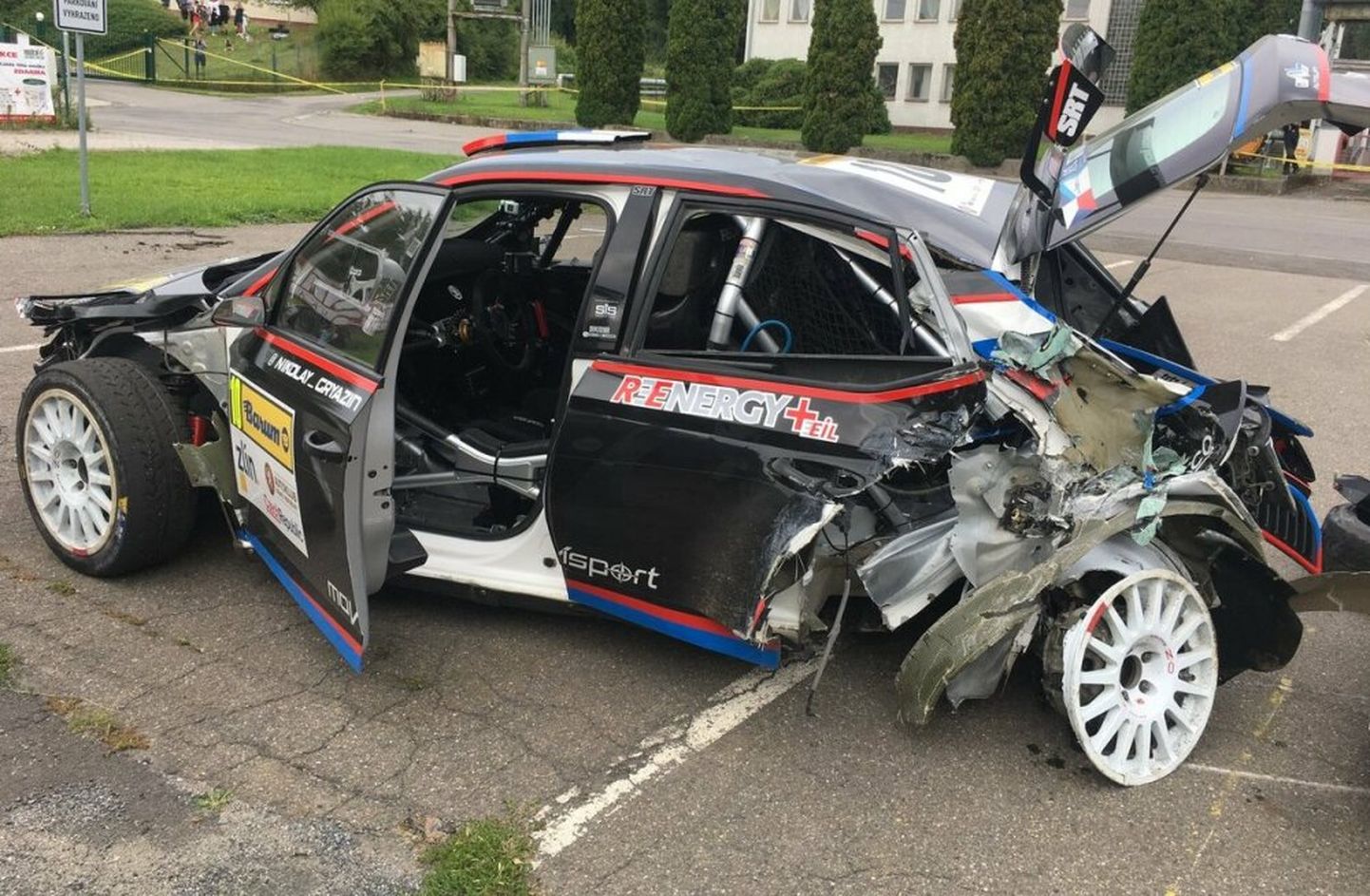 Nikolai Gryazini auto pärast avariid.