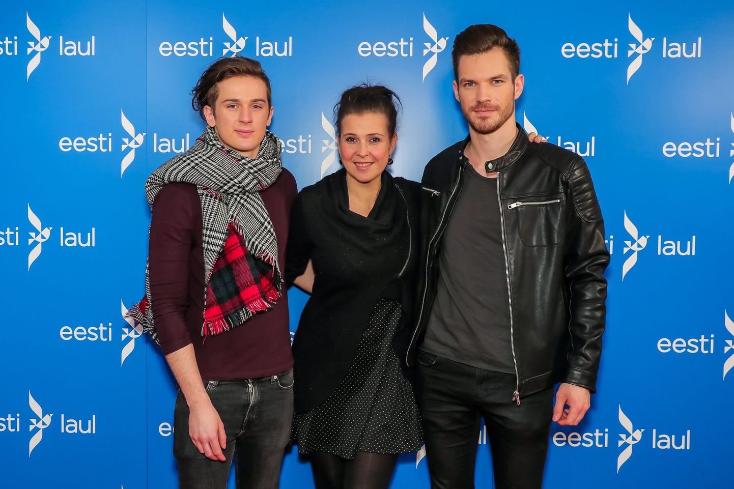 Eesti laul 2017 teise poolfinaali melu ja fotosein, Rasmus Rändvee vasakul ja Maiken keskel