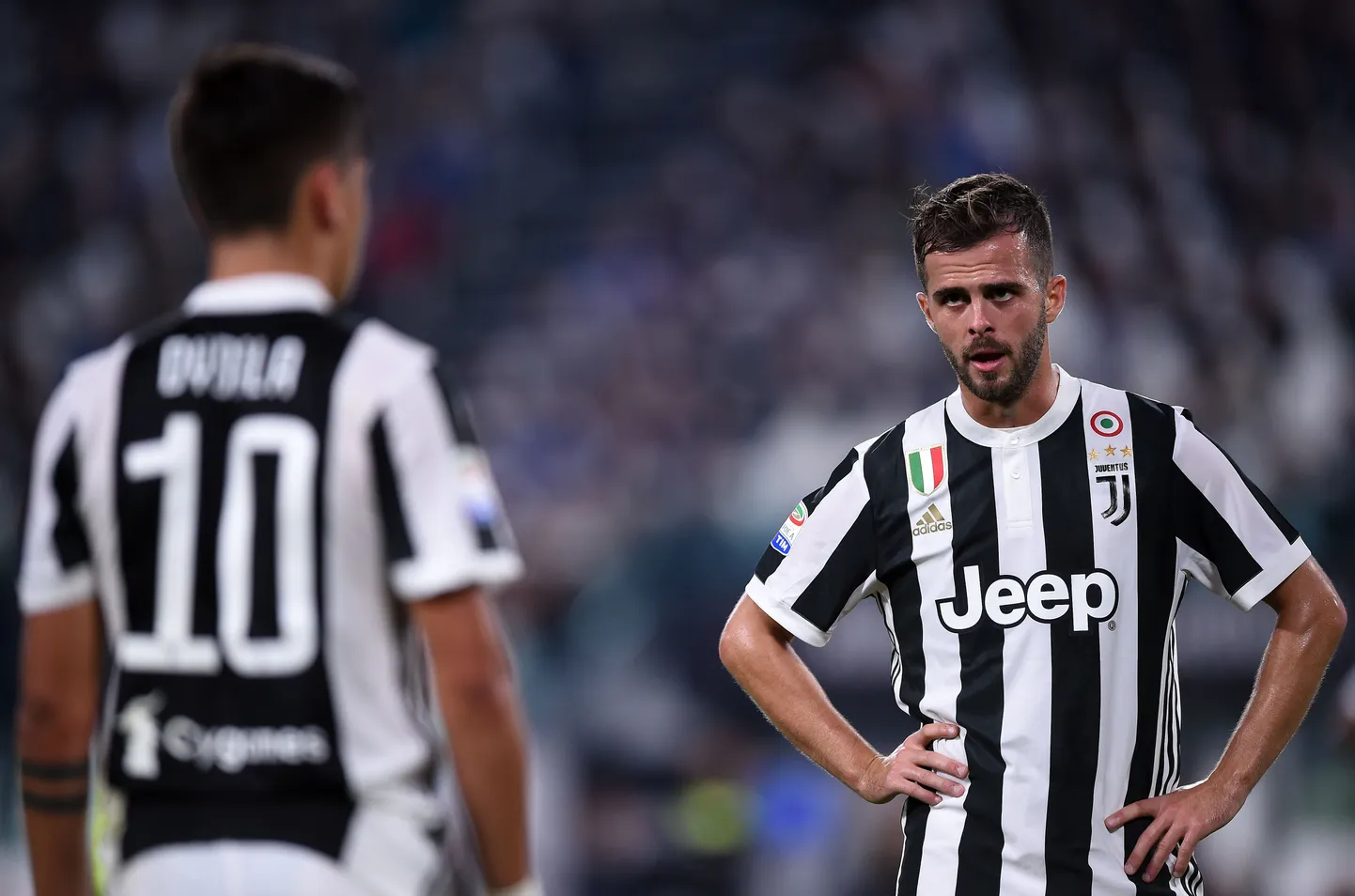 Paulo Dybala ja Miralem Pjanic (paremal)