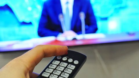В Латвии задержан мужчина по подозрению в незаконном подключении телевидения