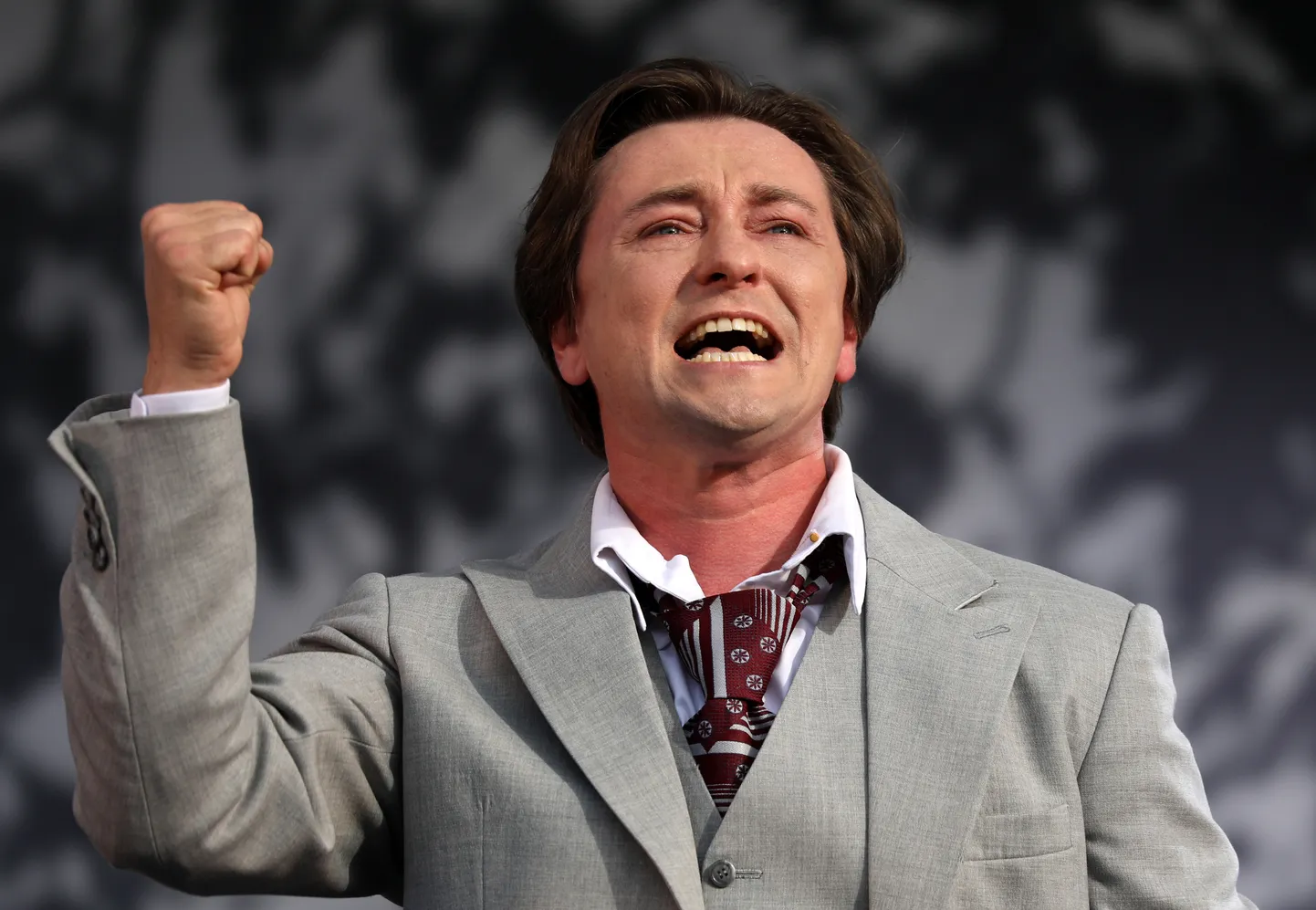 Сергей Безруков