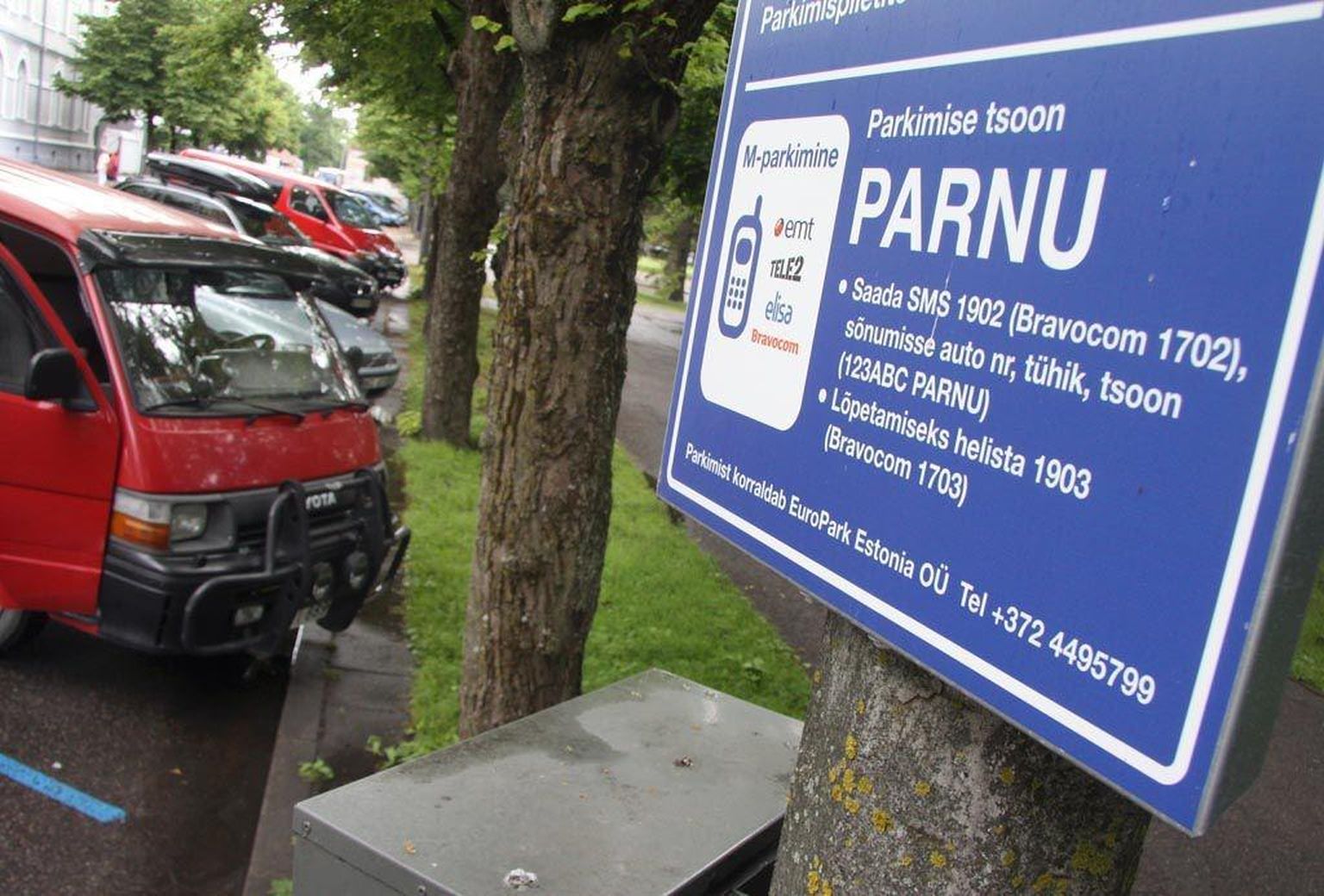 Ranna rajooni tänavatel muutub parkimine kolmeks kuuks tasuliseks.