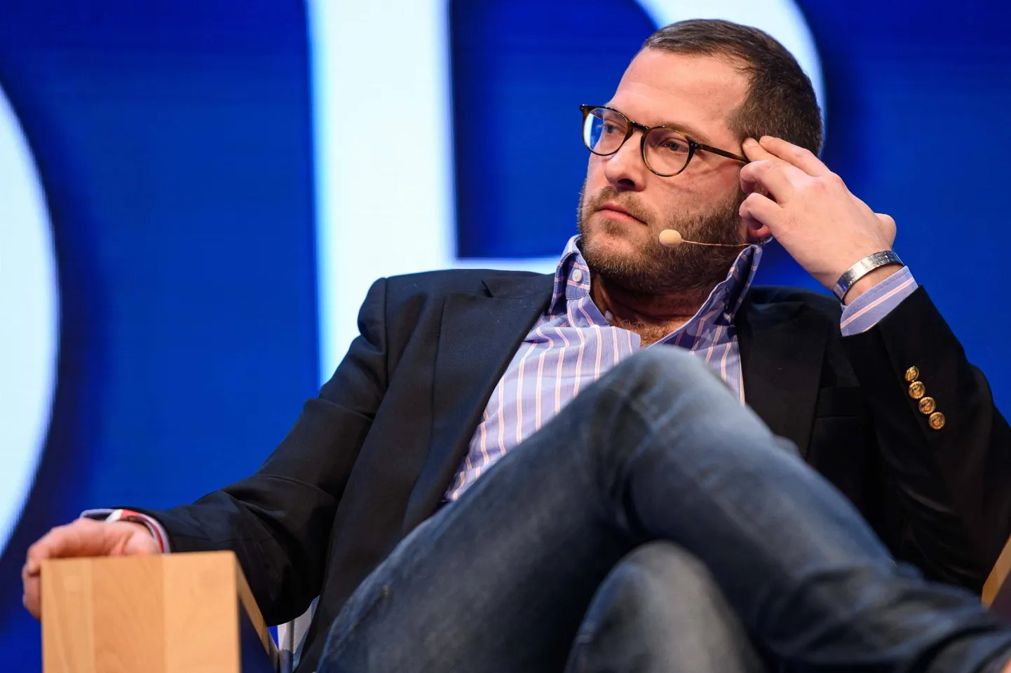 Uurimise ajaks taandus Julian Reichelt Bildi juhtimisest. Fotol Reichelt mullu jaanuaris Düsseldorfis spordiettevõtluskonverentsi SPOBIS paneeldiskussioonis.