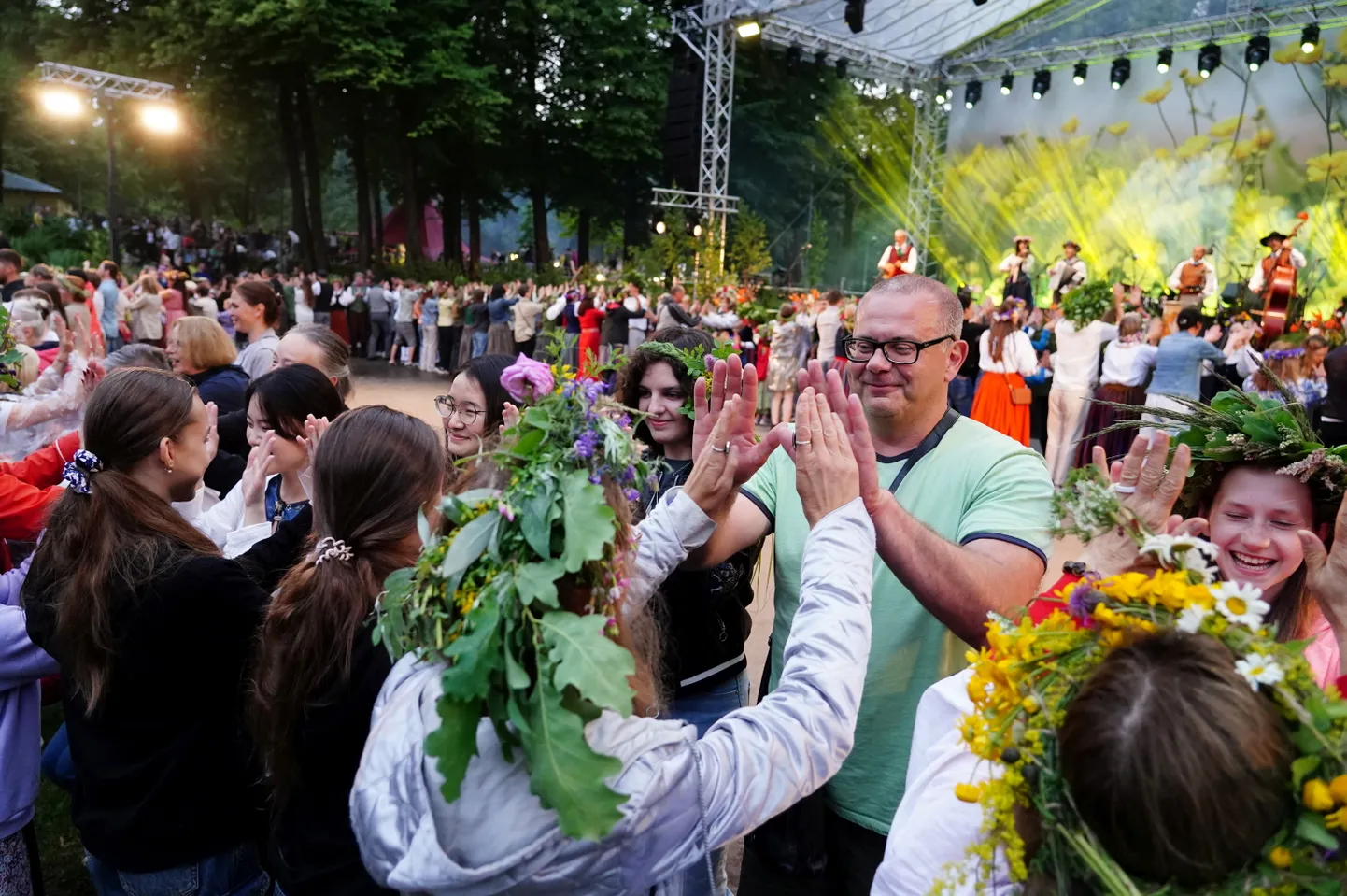 Традиционное празднование Лиго на Дзегушканлсе в Риге