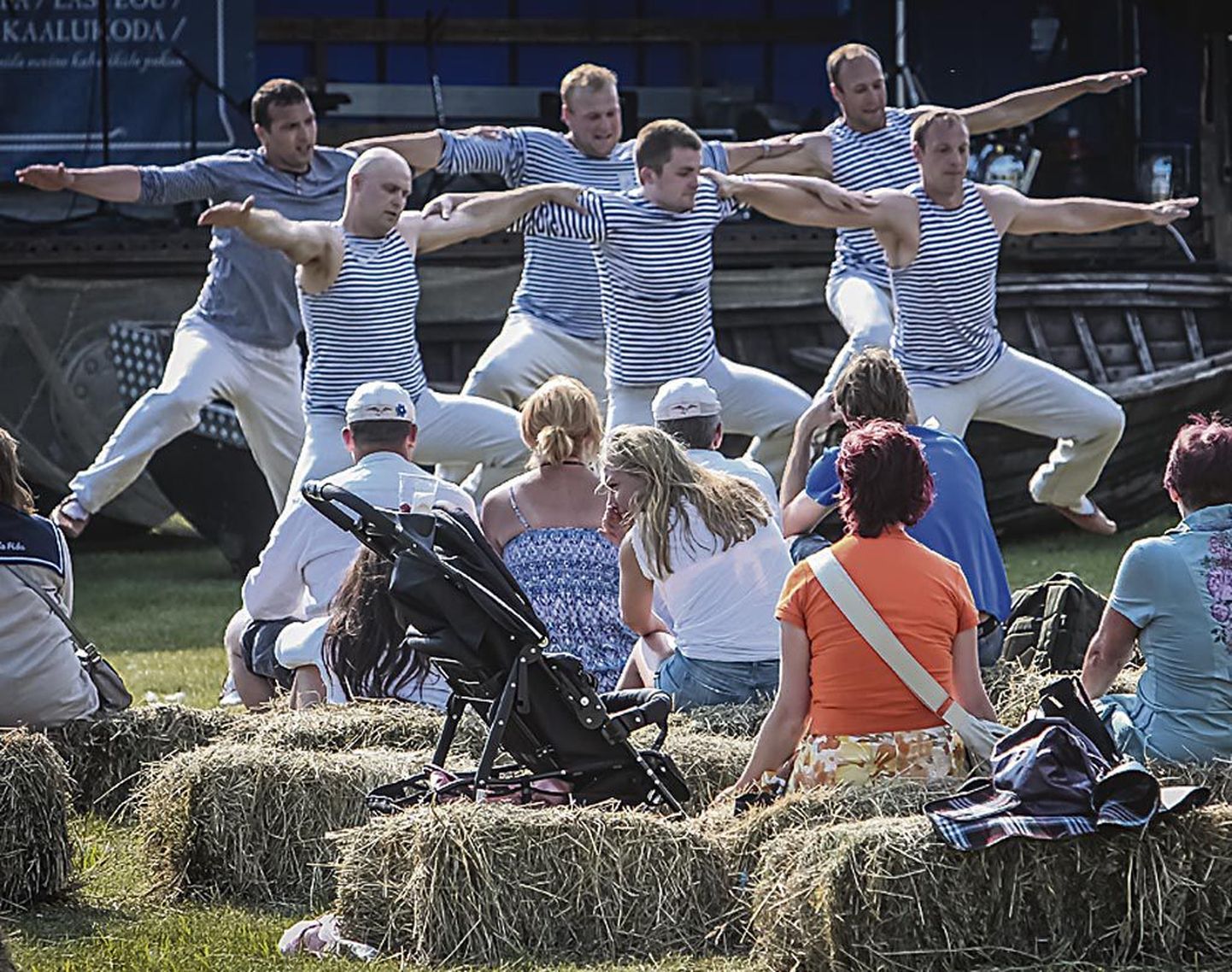 Eesti esimesel kogukonnafestivalil “Meie küla peol” sai nii meelt lahutada kui kõhu täis.