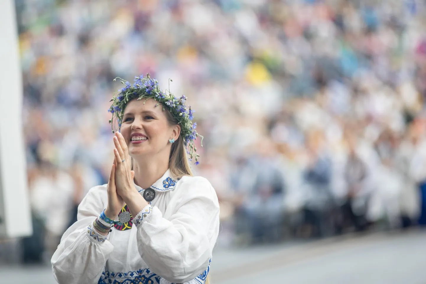 Türilt pärit Külli Kiivet on juba korduvalt laulukaare all koore juhatanud. Järgmise suve laulupeol on ta naiskooride liigijuht.