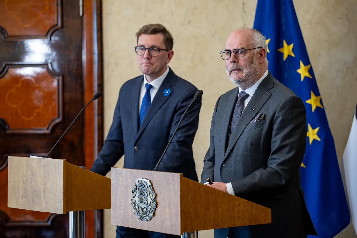 Eesti riigikaitse juhtidena on nii presidendil kui ka peaministril vastutus, et riigikaitseks eraldatud 5,4% SKTst kasutataks mõistlikult ja korruptsioonivabalt.