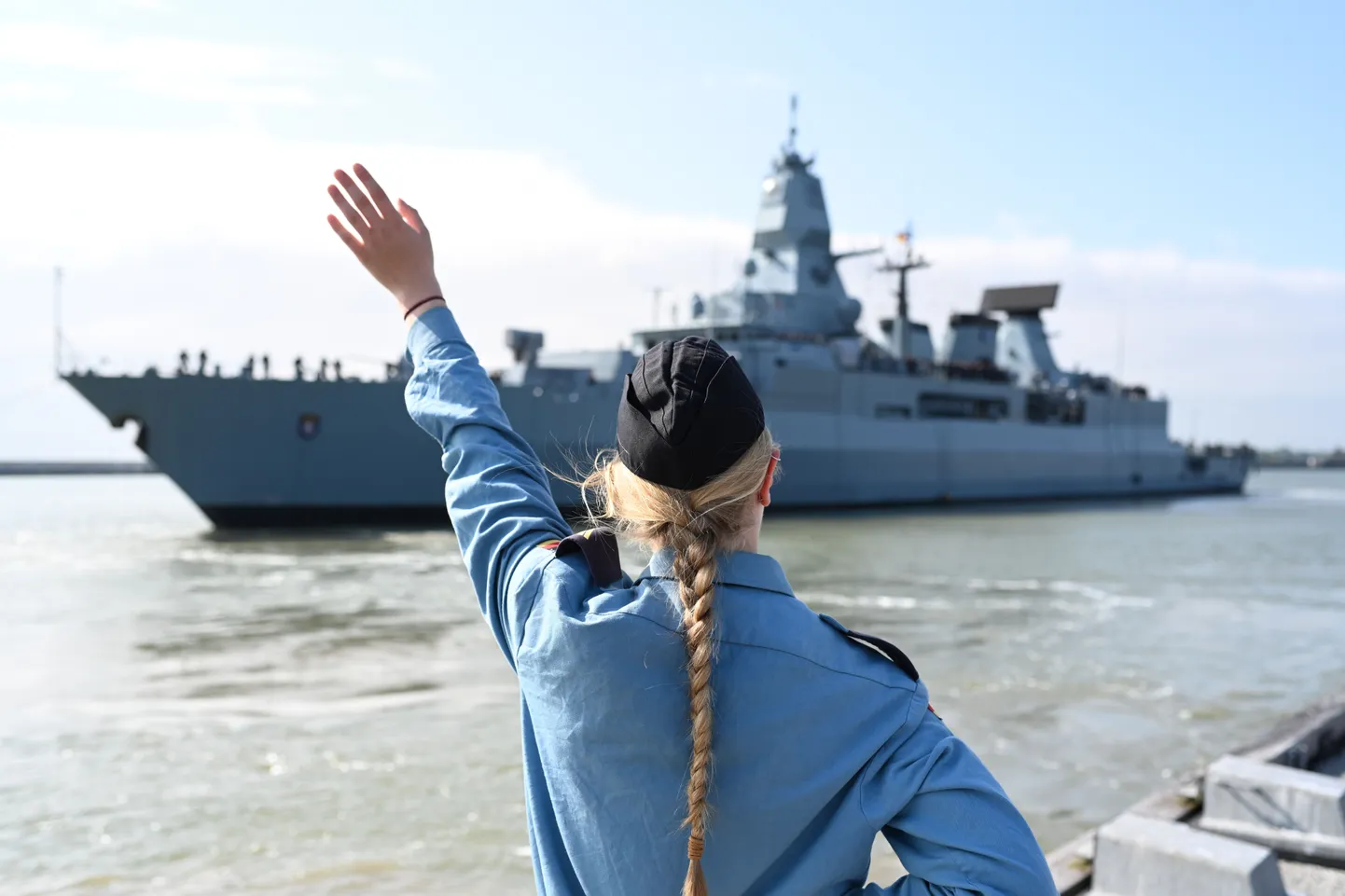 Фрегат Hessen ВМС Германии, входящий в состав флота НАТО, в порту Вильгельмсхафена. Фото является иллюстративным.