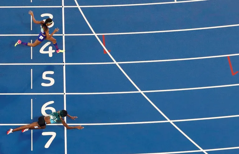 Shaunae Miller-Uibo finiš Rio olümpiamängude 400 meetri jooksus