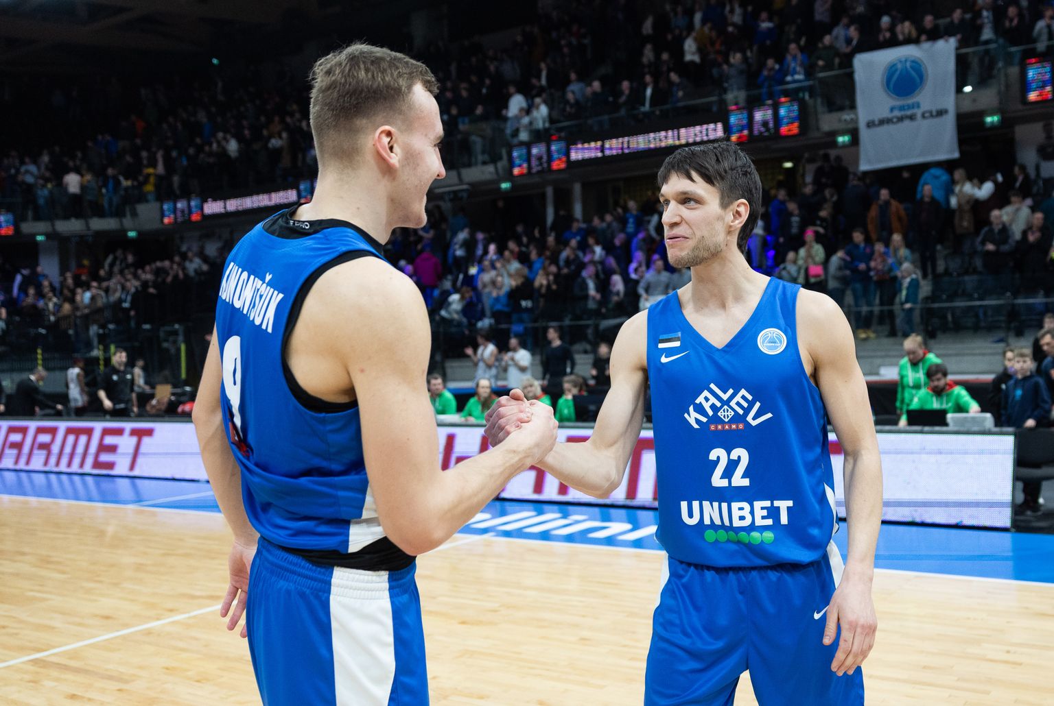 Kalev/Cramo kapten Martin Dorbek (paremal) ja Artur Konontšuk hoiavad tiimis kindlasti tuju üleval.
