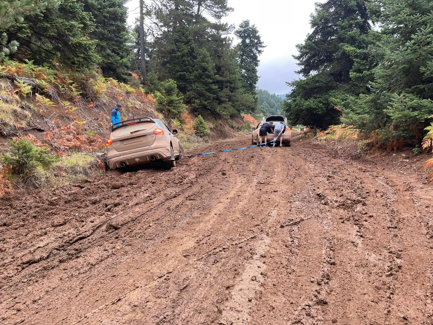 Martin Prokop jäi rajaluurel muda sisse kinni.