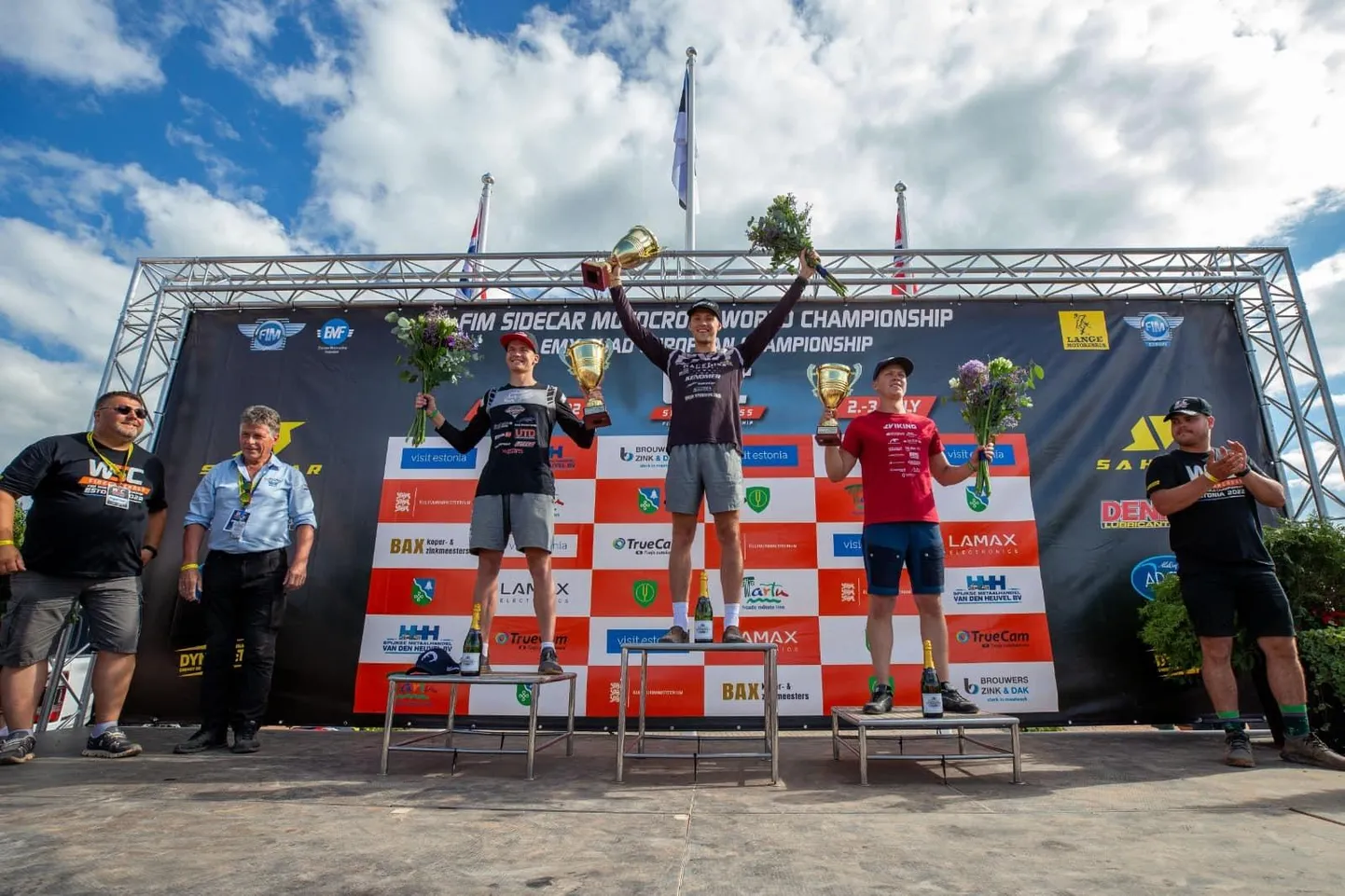 Valitsev Euroopa meister Kevin Saar pani Lange rajal oma paremuse taas maksma.