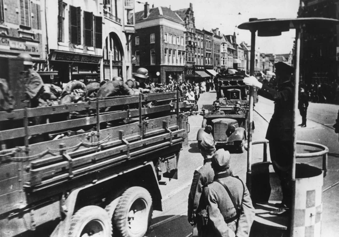 Saksa vägede transport Utrechtis. Foto tehtud 20. mail 1940.
