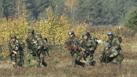 Läti kaitseväelased varastasid laost öövaatlusseadmeid